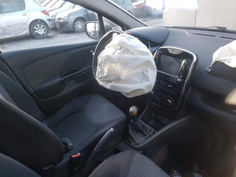 Image Retroviseur droit - RENAULT CLIO 4