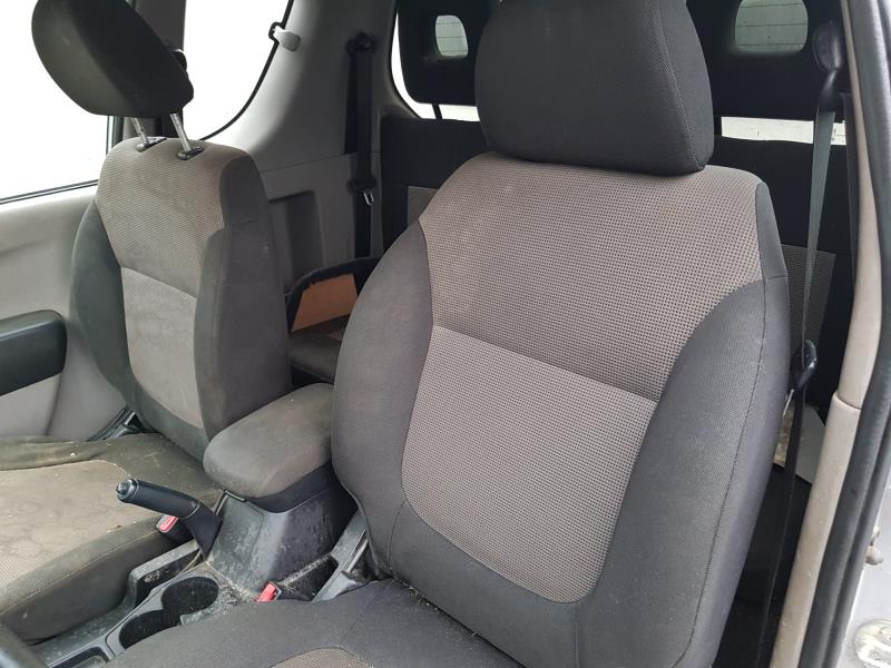 Image Feu arriere principal droit (feux) - MITSUBISHI L200 IV