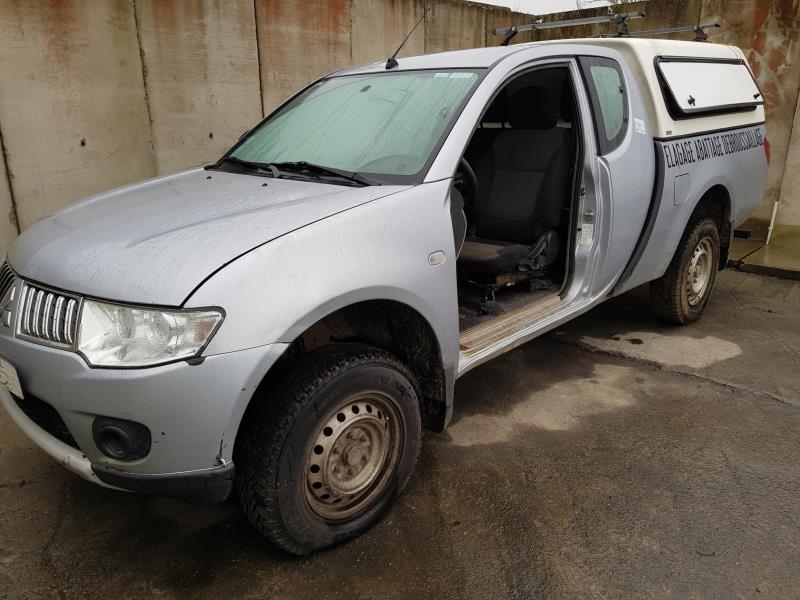 Image Feu arriere principal droit (feux) - MITSUBISHI L200 IV