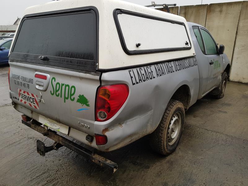 Image Feu arriere principal droit (feux) - MITSUBISHI L200 IV