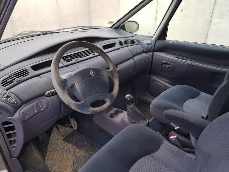 Image Feu arriere principal droit (feux) - RENAULT GRAND ESPACE 3