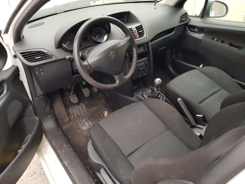 Image Feu arriere principal droit (feux) - PEUGEOT 207