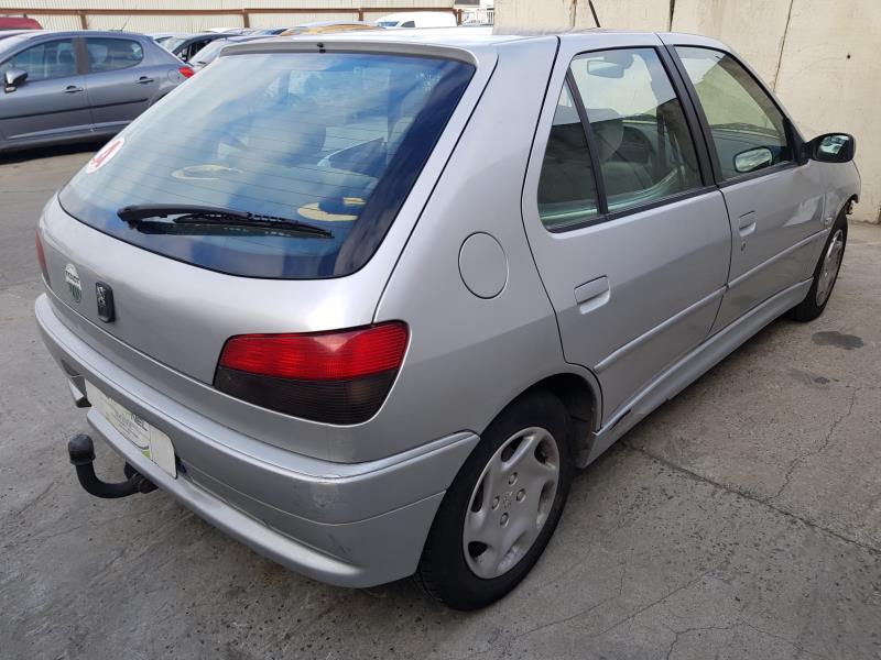 Image Retroviseur droit - PEUGEOT 306