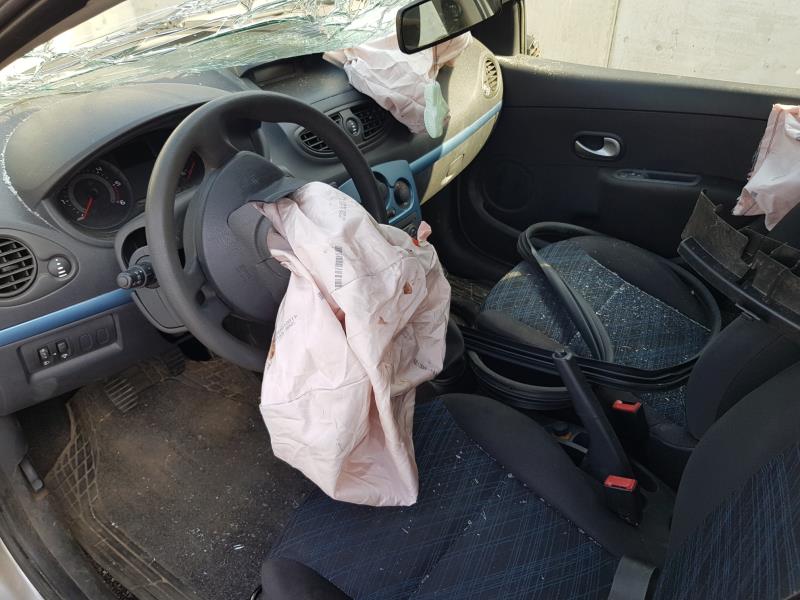 Image Feu arriere principal droit (feux) - RENAULT CLIO 3