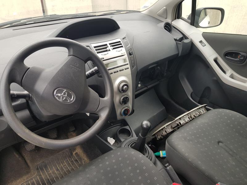 Image Retroviseur droit - TOYOTA YARIS 2