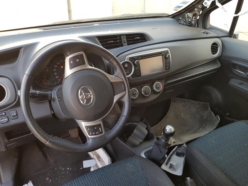 Image Interrupteur de leve vitre avant gauche - TOYOTA YARIS 3