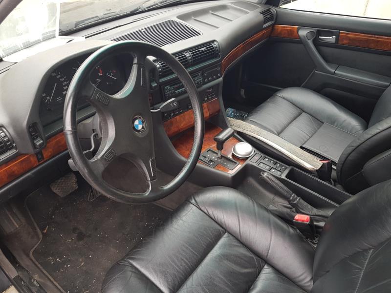 Image BMW SERIE 7 E32