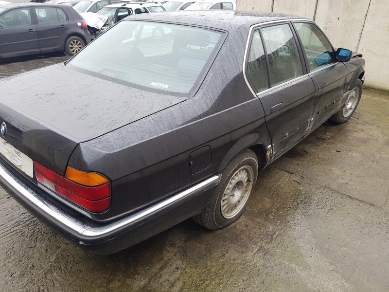 Image BMW SERIE 7 E32