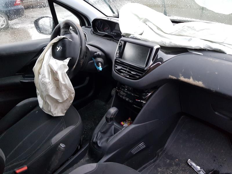 Image Moteur - PEUGEOT 208 1