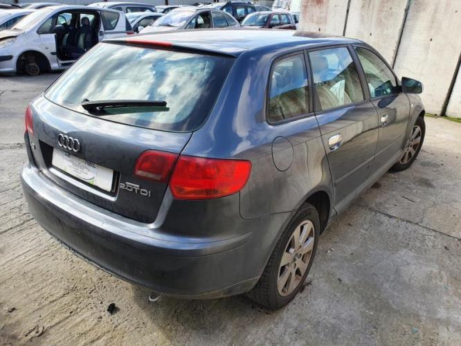 Image Feu arriere principal droit (feux) - AUDI A3 2