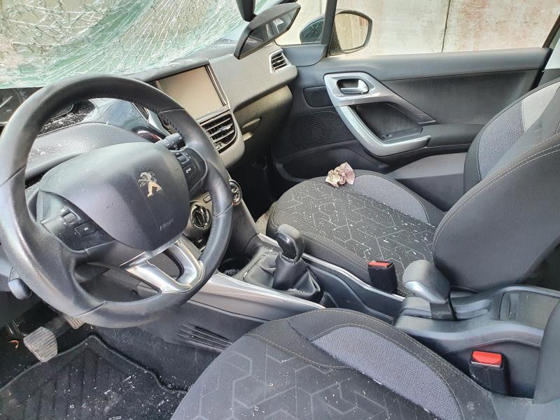 Image PEUGEOT 2008 1