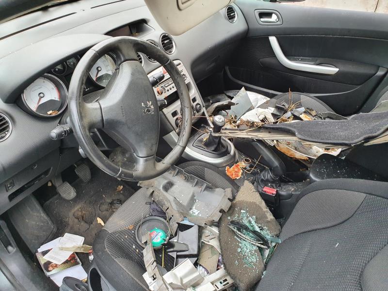 Image PEUGEOT 308 1