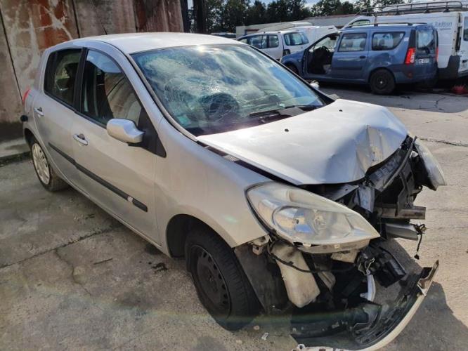 Image Feu arriere principal gauche (feux) - RENAULT CLIO 3