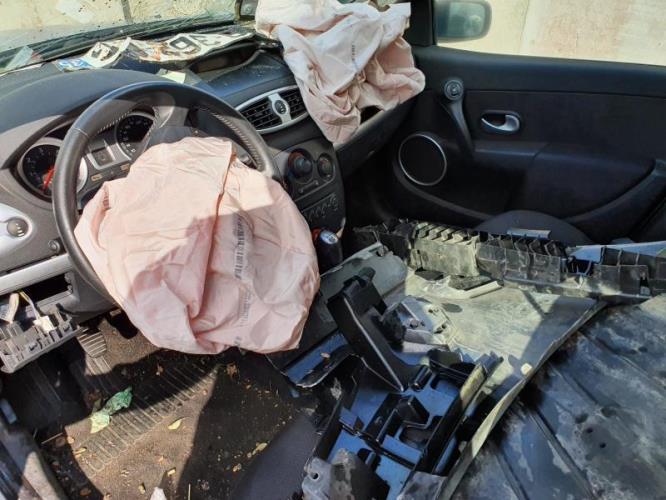 Image Feu arriere principal gauche (feux) - RENAULT CLIO 3