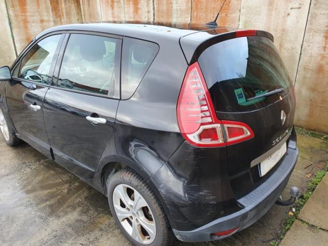 Image Feu arriere principal gauche (feux) - RENAULT SCENIC 3