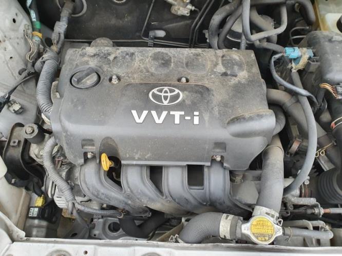 Image Moteur - TOYOTA YARIS VERSO