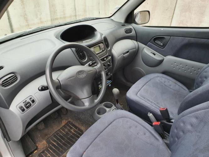 Image Moteur - TOYOTA YARIS VERSO
