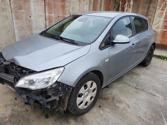 Image Facade autoradio - OPEL ASTRA J