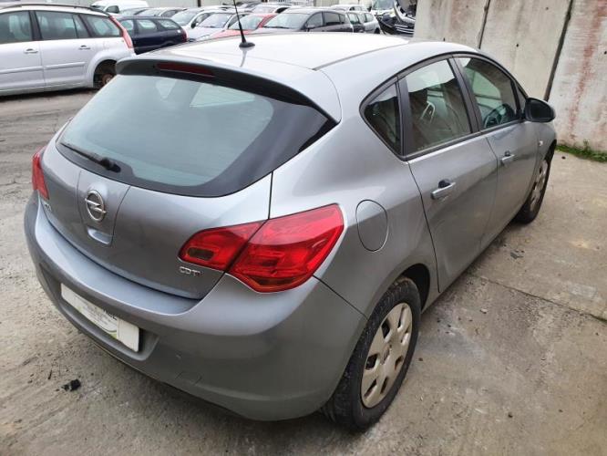 Image Facade autoradio - OPEL ASTRA J