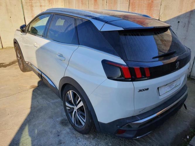 Image Ecran GPS - PEUGEOT 3008 2