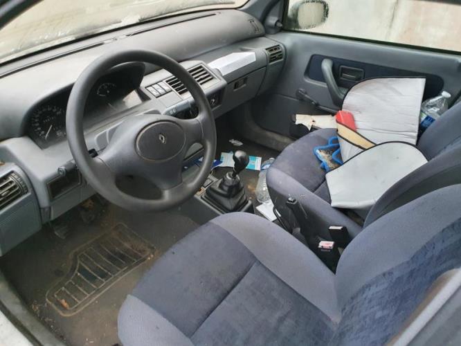 Image Feu arriere principal droit (feux) - RENAULT CLIO 1