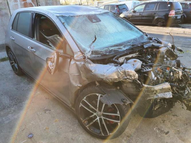 Image Eclairage de plafonnier - VOLKSWAGEN GOLF 7