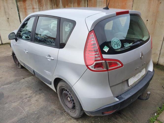 Image Feu arriere principal droit (feux) - RENAULT SCENIC 3