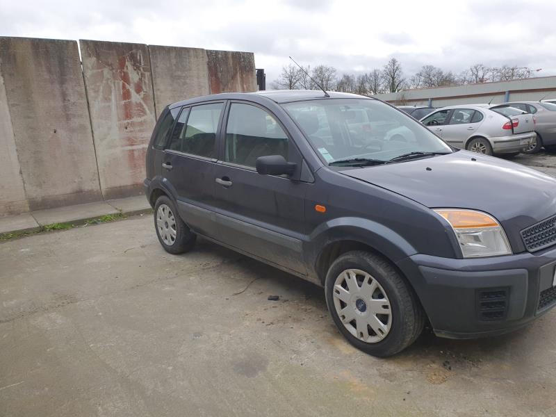Image FORD FUSION