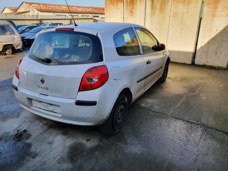 Image Feu arriere principal gauche (feux) - RENAULT CLIO 3