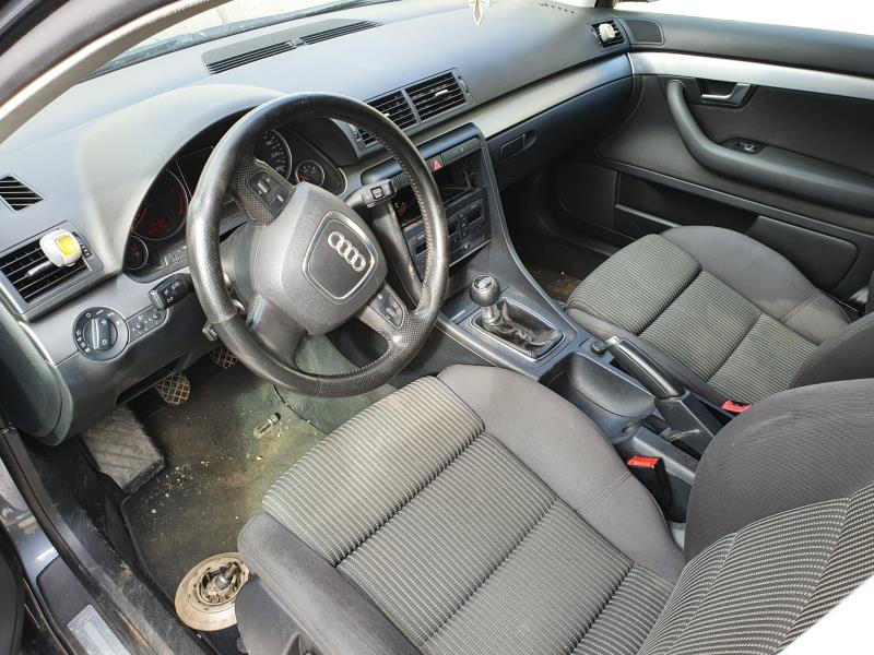 Image AUDI A4 2