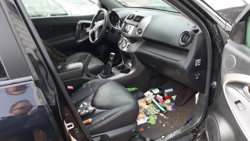 Image Feu arriere principal droit (feux) - TOYOTA RAV4 3