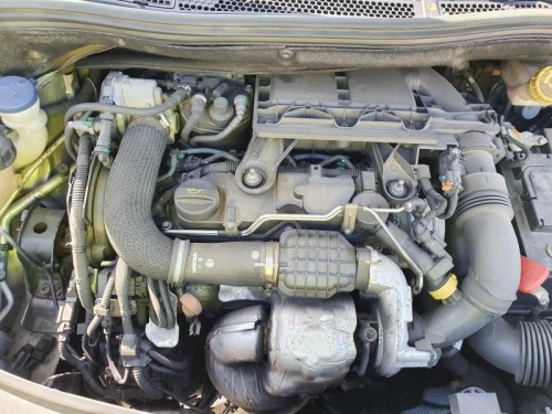 Image Moteur - PEUGEOT 208 1