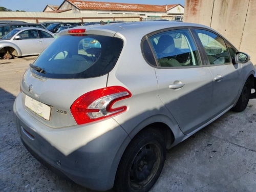 Image Moteur - PEUGEOT 208 1