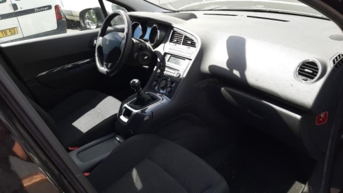 Image Appui tete arriere - PEUGEOT 5008 1