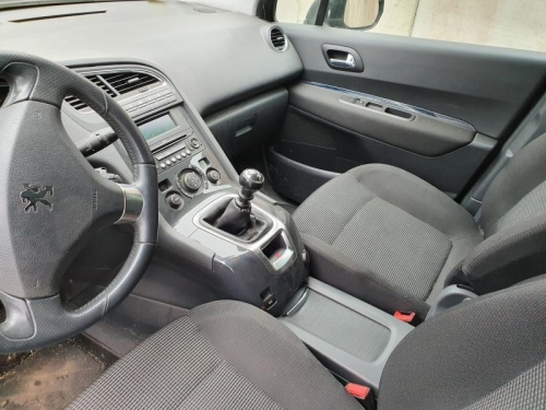 Image Appui tete arriere - PEUGEOT 5008 1