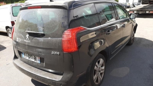 Image Appui tete arriere - PEUGEOT 5008 1