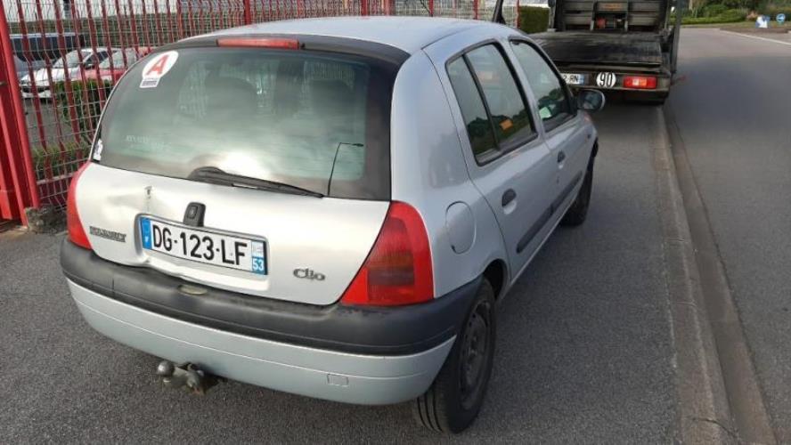Image Feu arriere principal droit (feux) - RENAULT CLIO 2