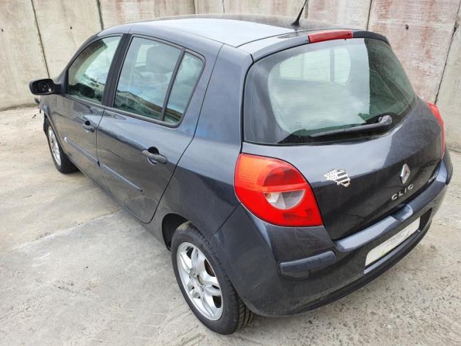 Image Feu arriere principal droit (feux) - RENAULT CLIO 3
