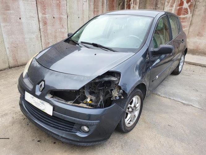 Image Feu arriere principal droit (feux) - RENAULT CLIO 3