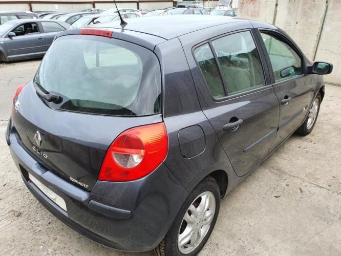 Image Feu arriere principal droit (feux) - RENAULT CLIO 3