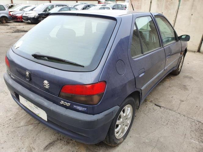 Image Retroviseur droit - PEUGEOT 306