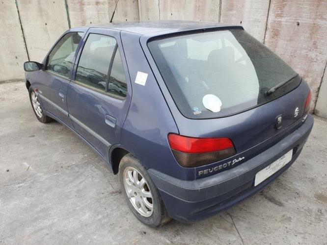 Image Retroviseur droit - PEUGEOT 306