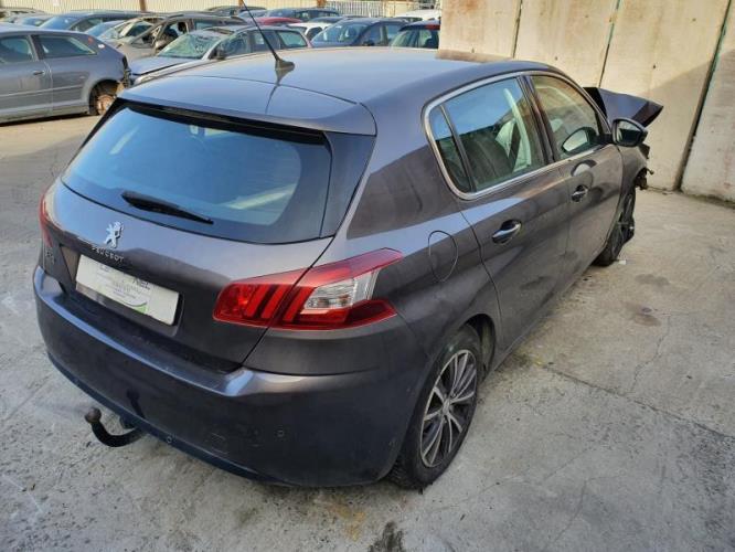 Image Attelage (boule de remorquage) - PEUGEOT 308 2