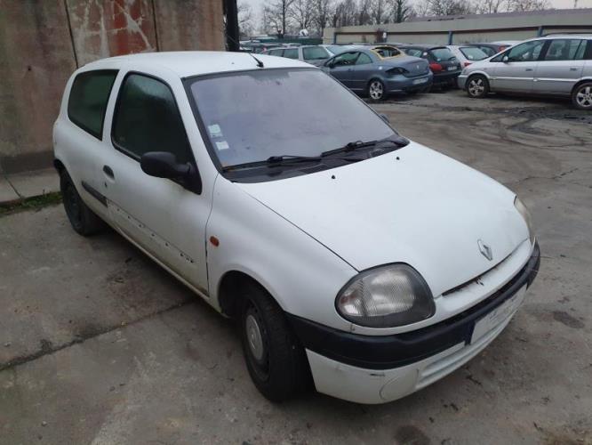 Image Feu arriere principal droit (feux) - RENAULT CLIO 2