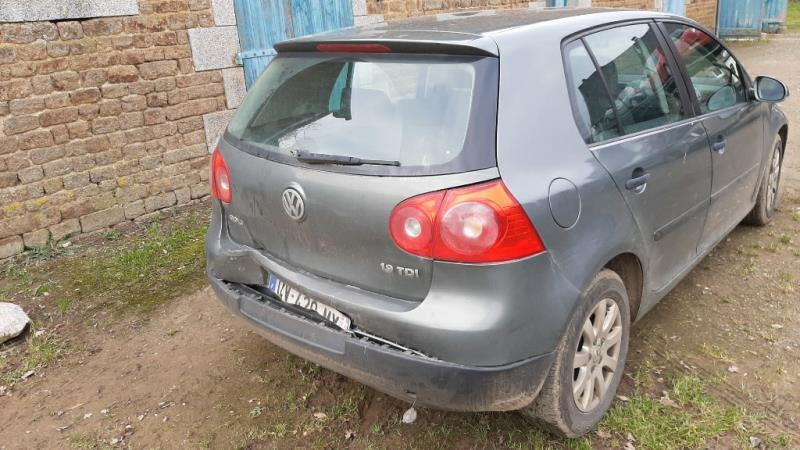 Image VOLKSWAGEN GOLF 5