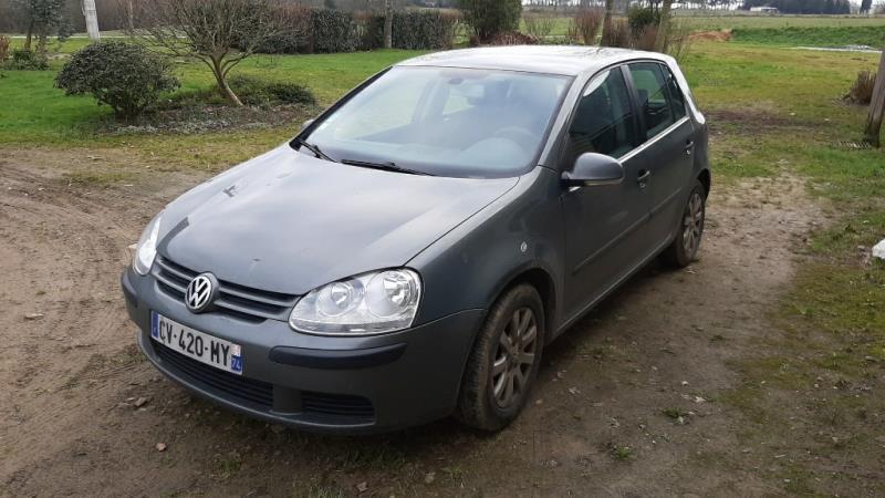 Image VOLKSWAGEN GOLF 5