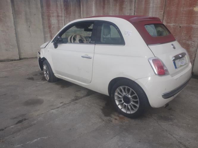 Image Feu arriere principal droit (feux) - FIAT 500 2