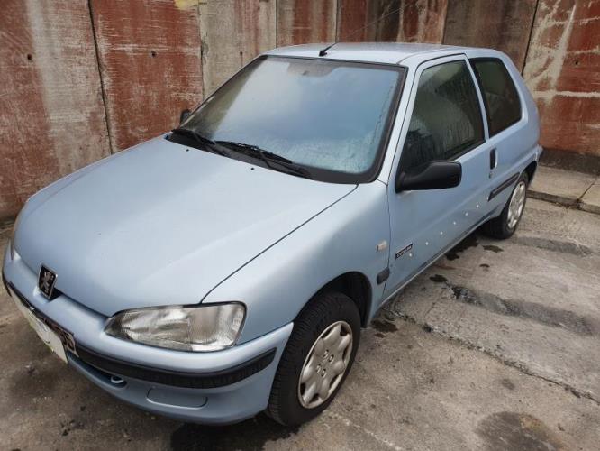 Image Feu arriere principal droit (feux) - PEUGEOT 106