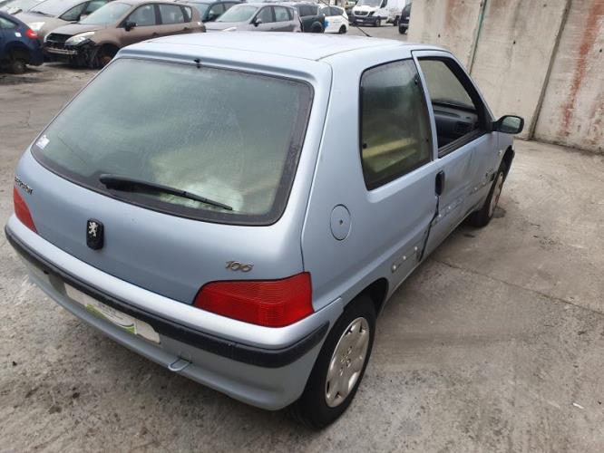 Image Feu arriere principal droit (feux) - PEUGEOT 106