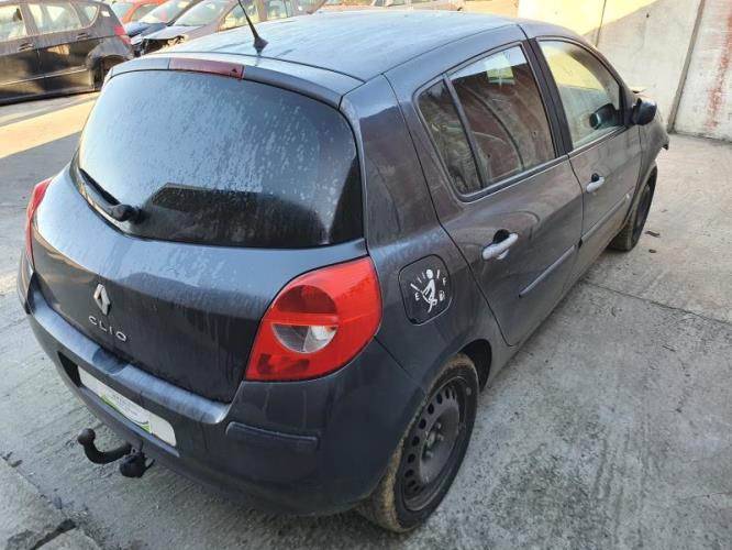 Image Feu arriere principal gauche (feux) - RENAULT CLIO 3